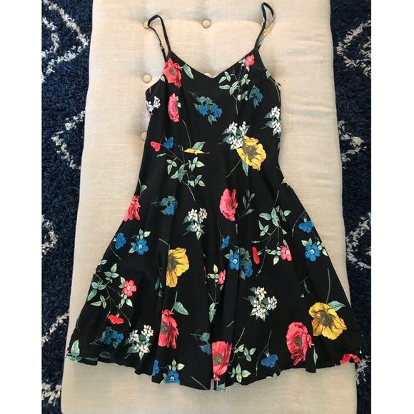 Old Navy Dresses & Skirts - Black floral dress